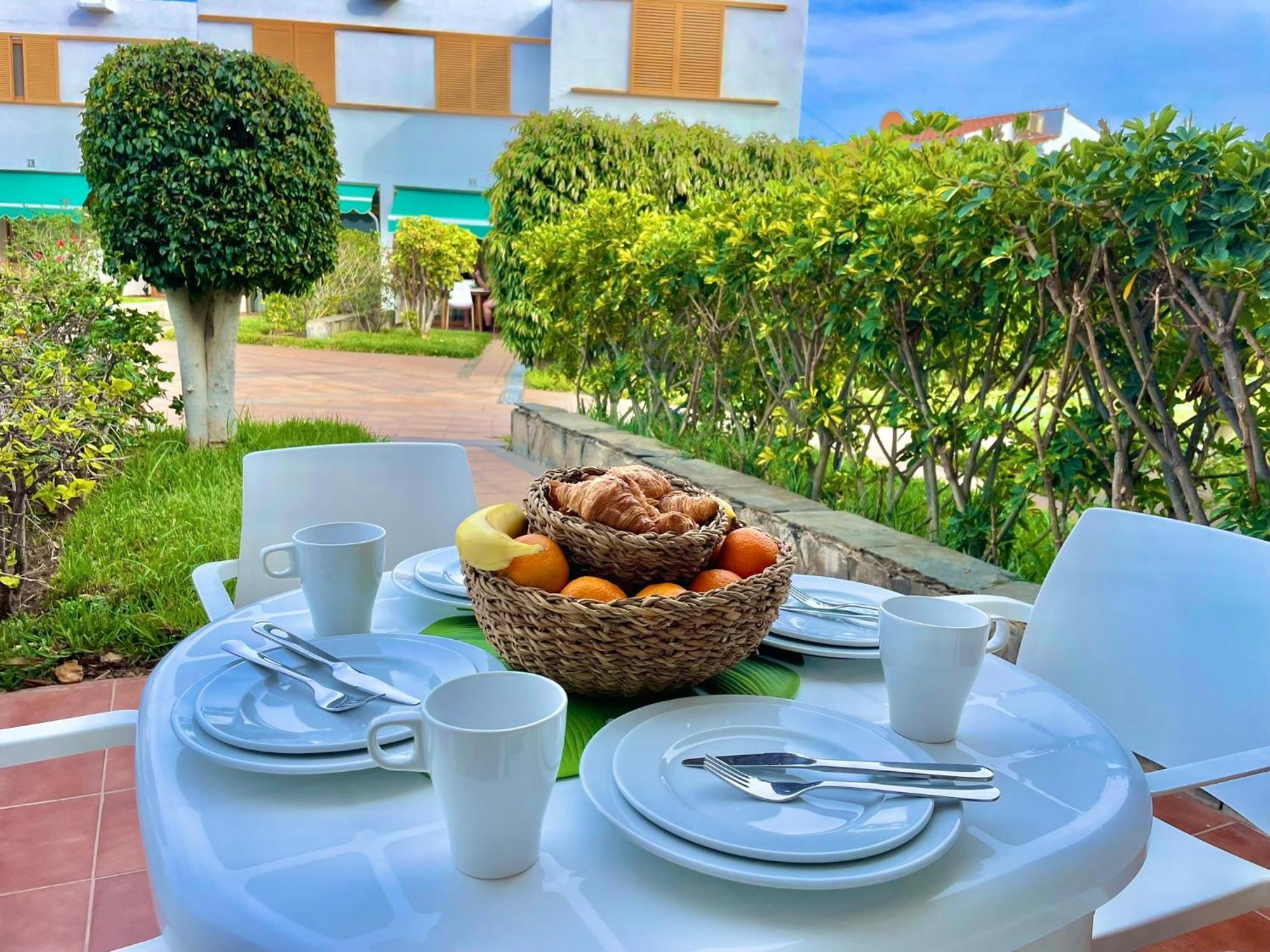 Brisas 51 By Sunhousescanarias Playa del Inglés