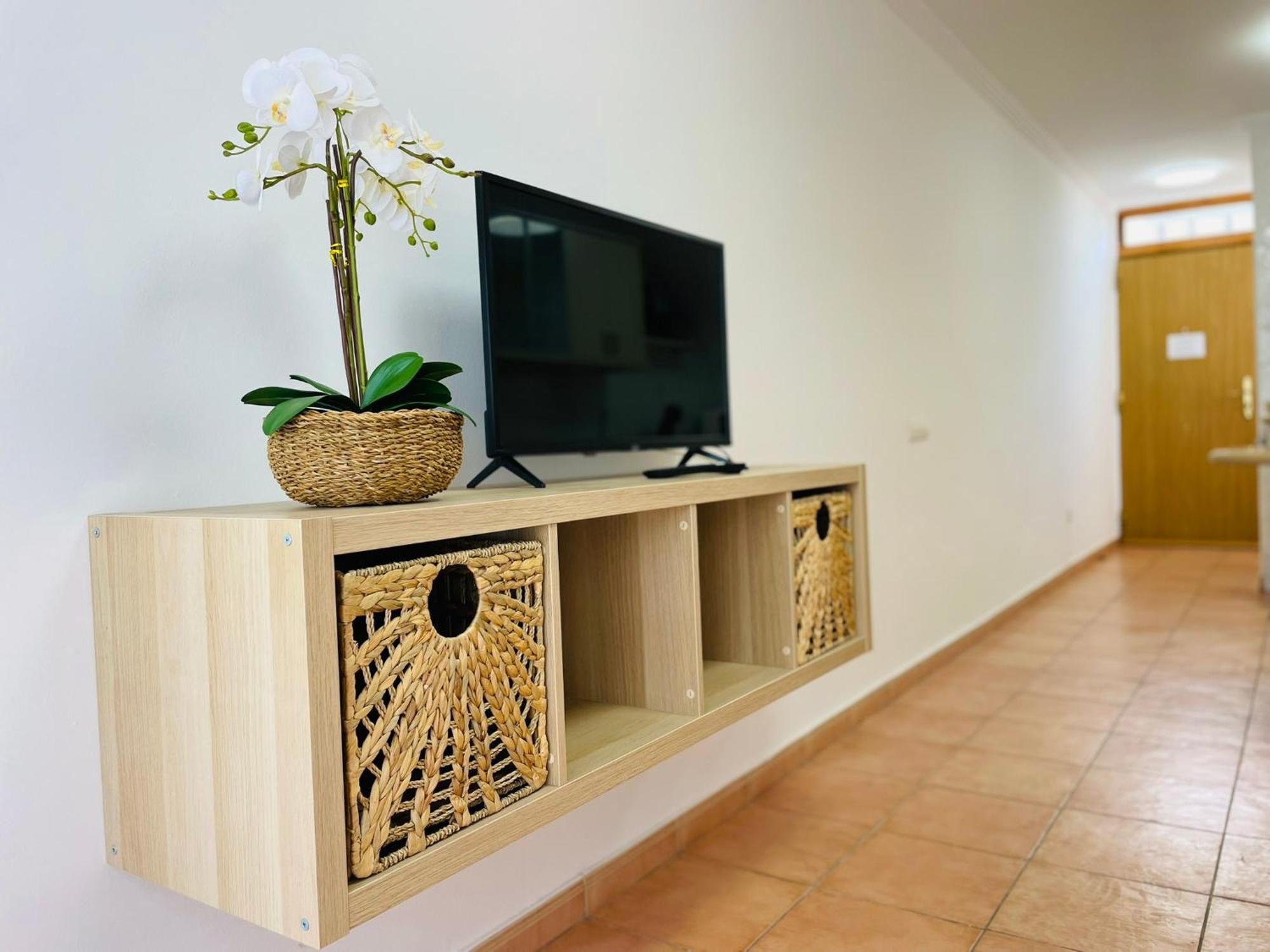 Brisas 51 By Sunhousescanarias * Playa del Inglés